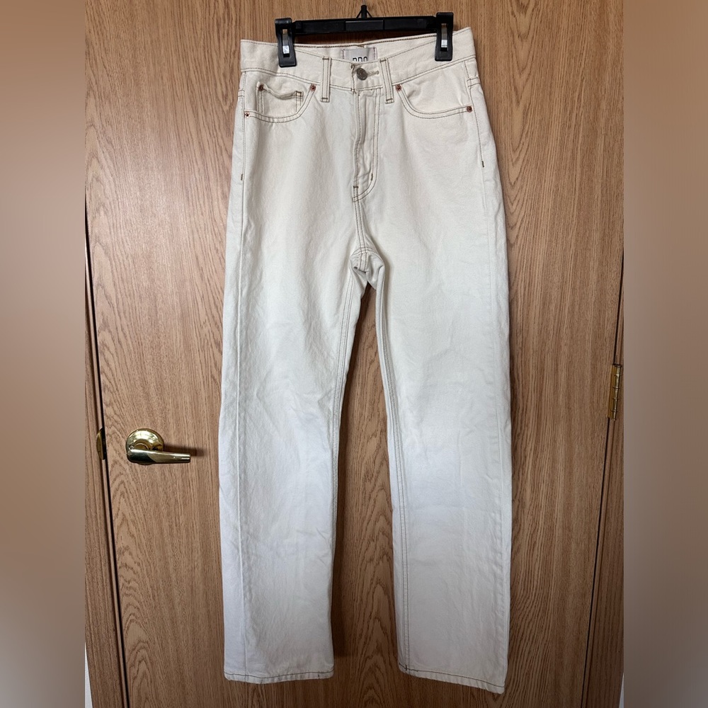 BDG White Cotton Straight Leg Cowboy Jeans Women’s 25